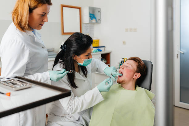 Best Broken Tooth Emergency  in Amory, MS